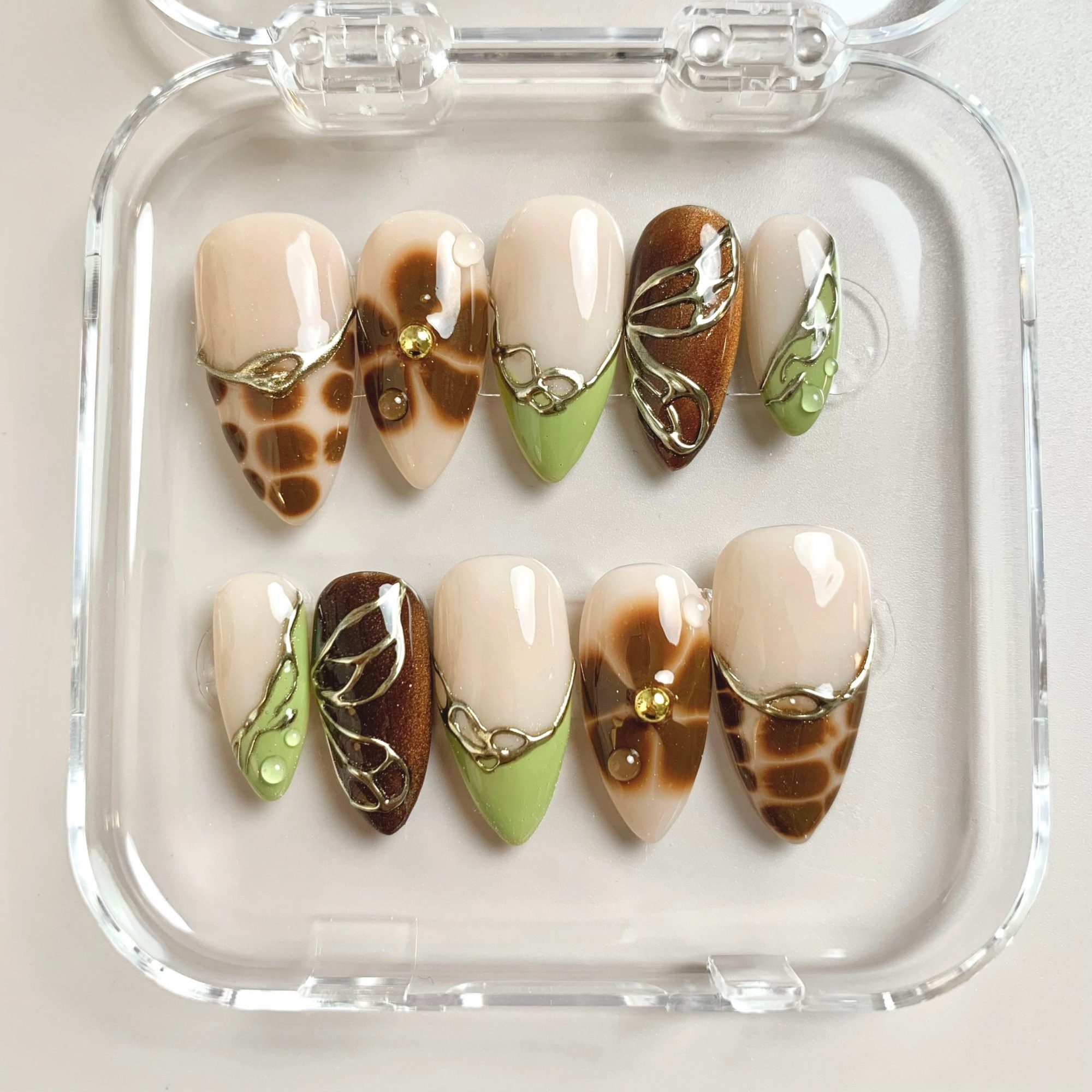 Earthy Elegance - Image 5